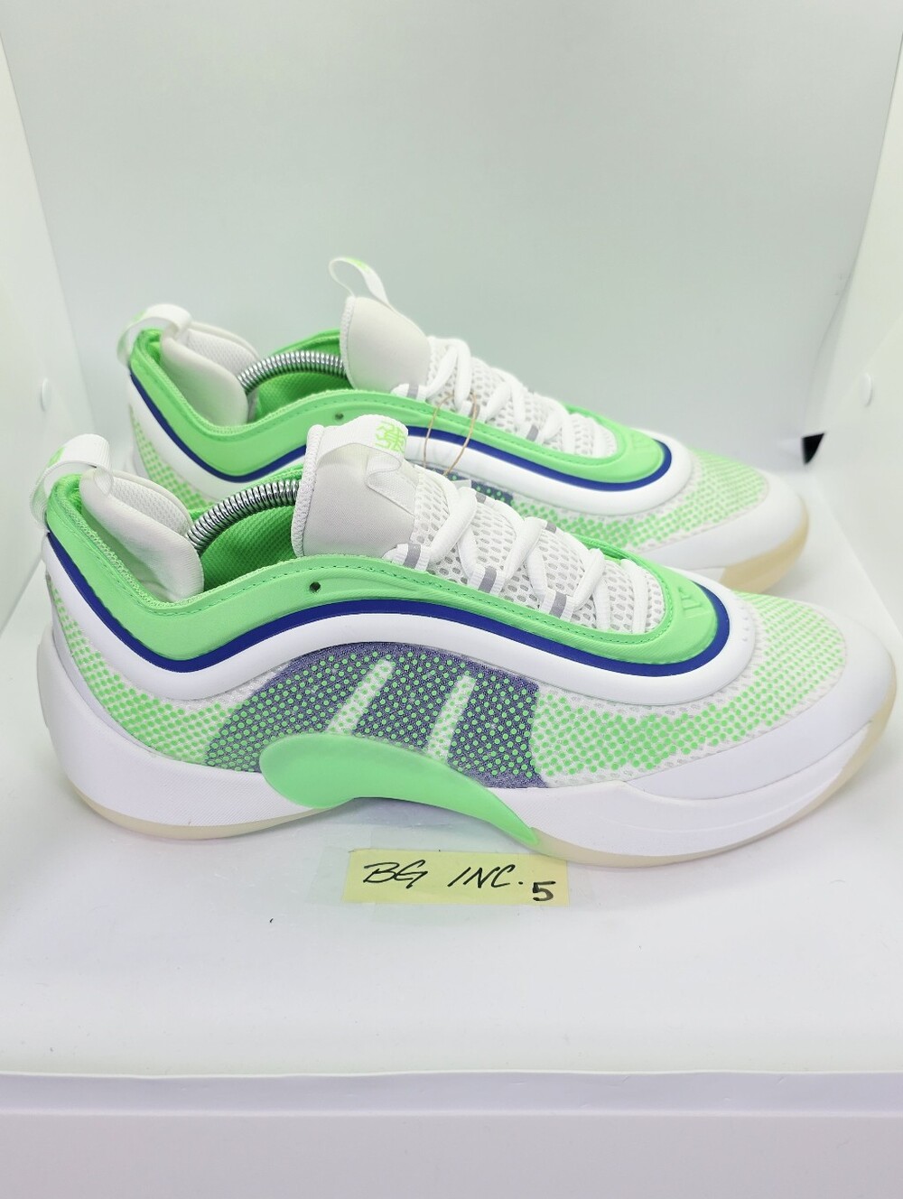 Adidas D.O.N. Issue 6 Donovan Mitchell Basketball Sneaker JQ2249 Men’s Size 11